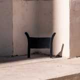 Ai piedi dei portoni sono presenti degli antichi �nettascarpe�